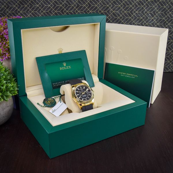 Rolex Sky-Dweller 326238